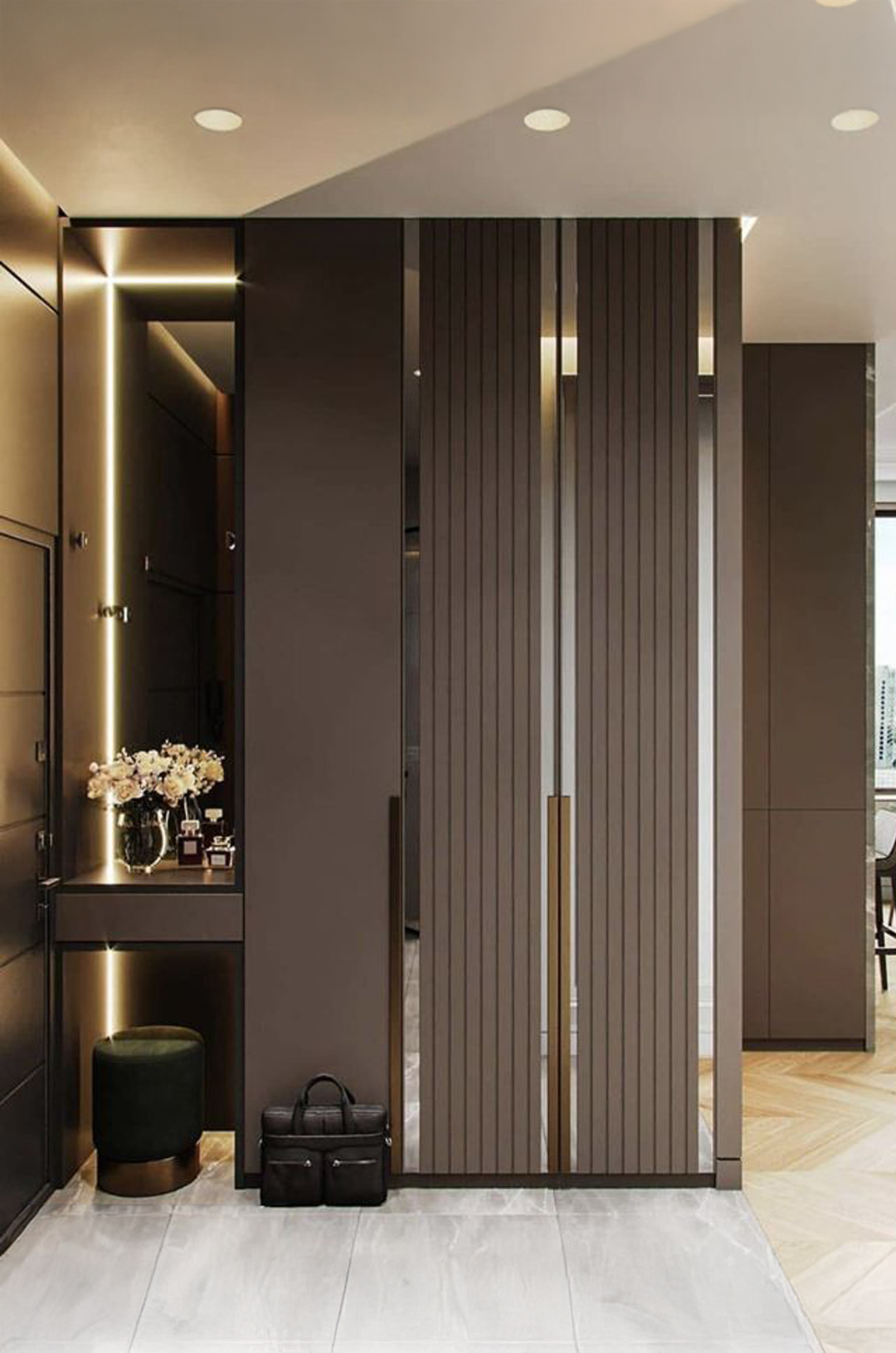 Vestiyer & Portmanto - V-908